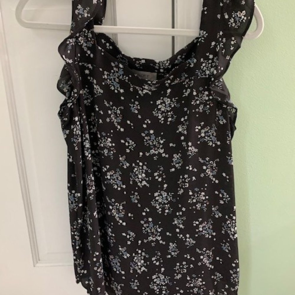 LOFT Sleeveless Flutter Detail Floral Blouse